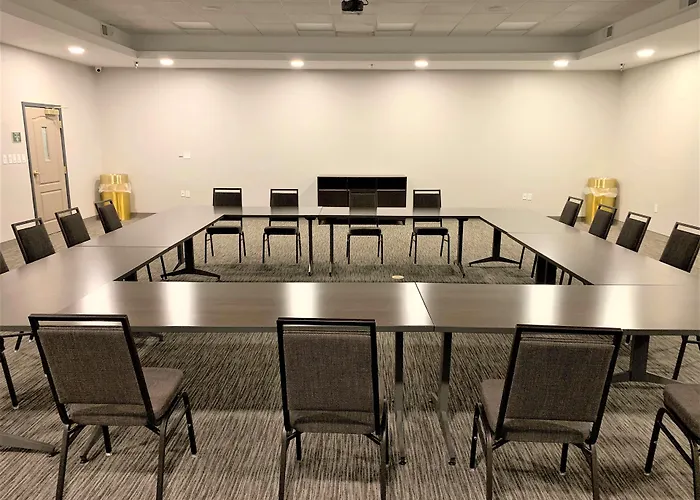 Comfort Inn & Suites Fairburn - Atlanta Southwest